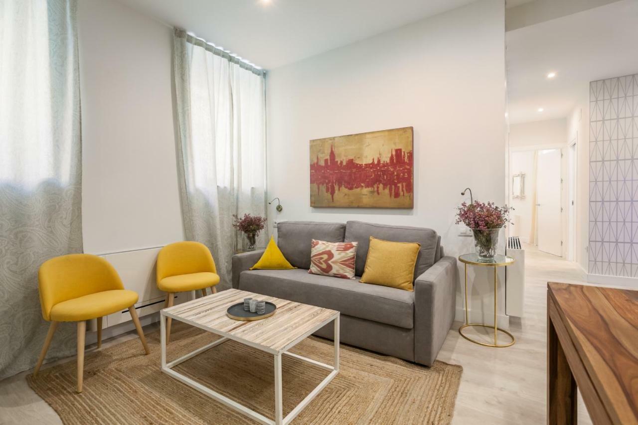 Apartamentos Rg Suites Jardines De Murillo Севилья Экстерьер фото