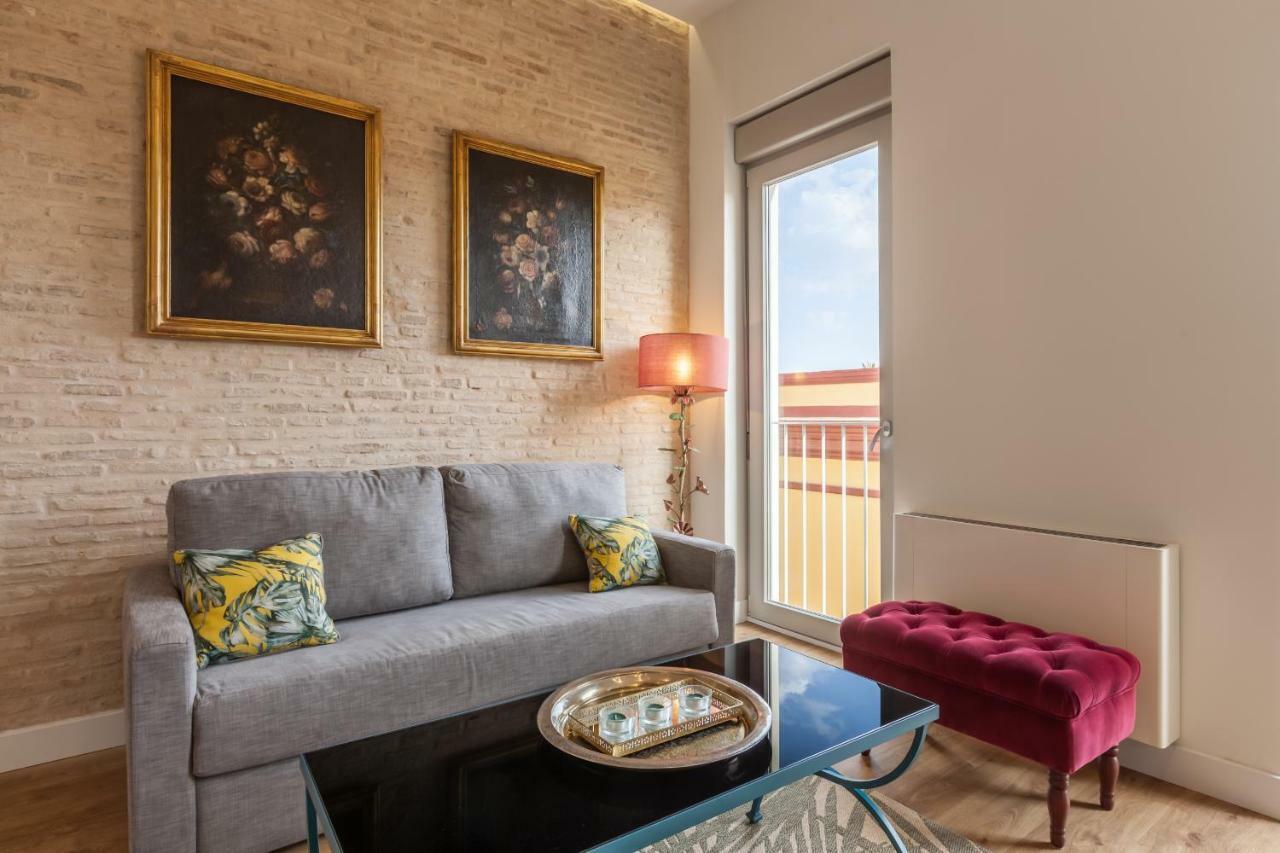 Apartamentos Rg Suites Jardines De Murillo Севилья Экстерьер фото